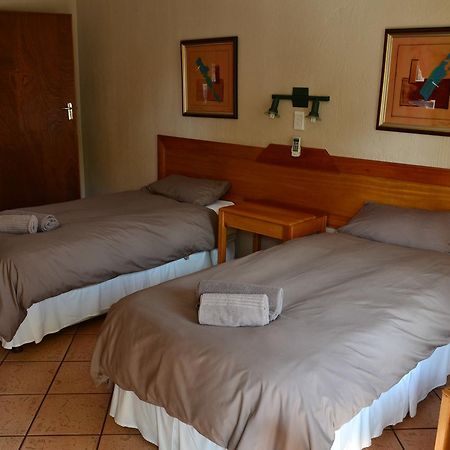 Jacaranda Lodge Polokwane Eksteriør billede